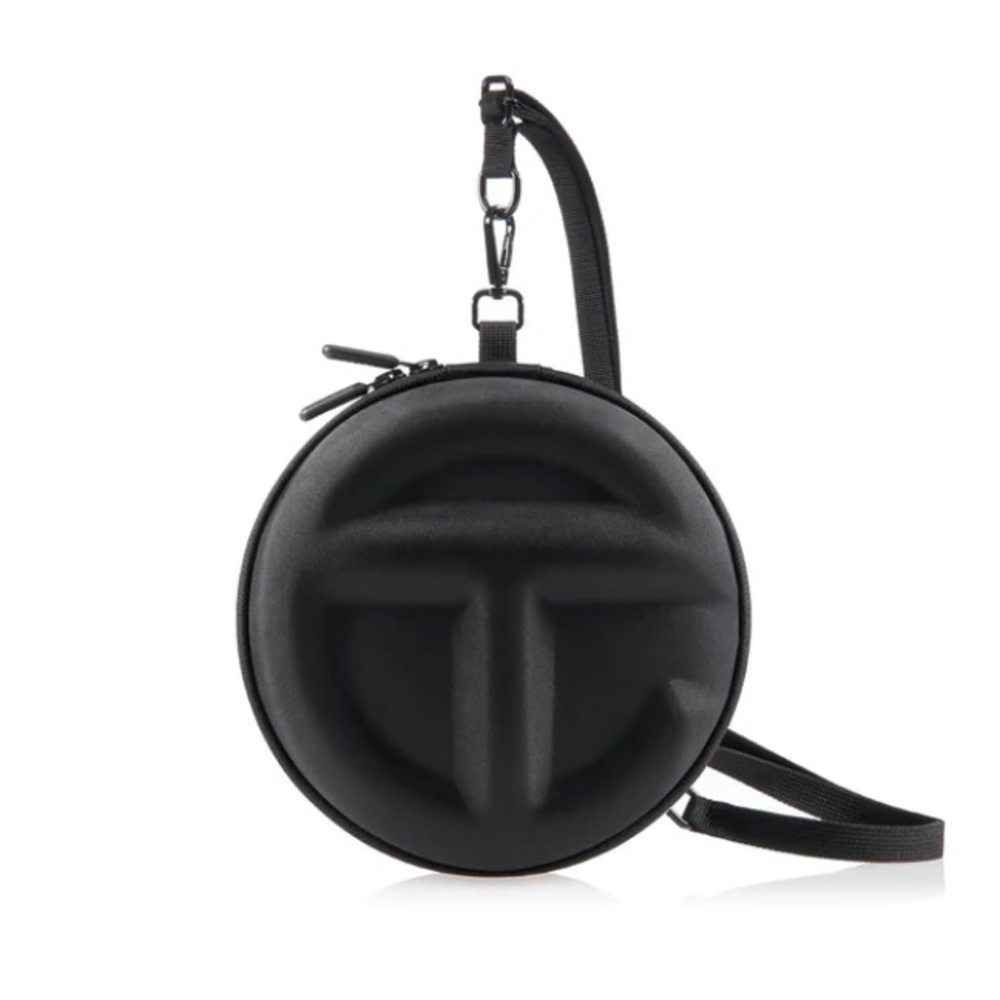 Telfar Pill Black NWT